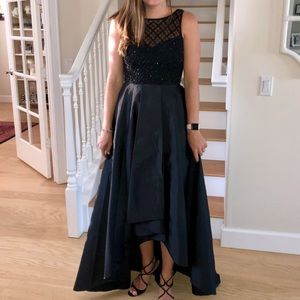 Adrianna Papell Black Sleeveless Wedding Dress